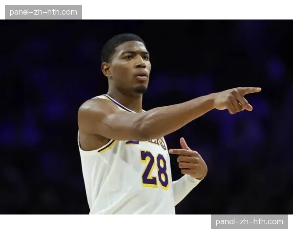 湖人131-107大胜爵士，詹姆斯率队锁定季后赛席位